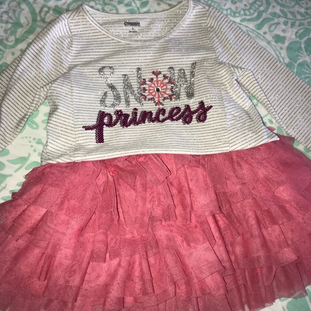 ⭐️ Gymboree- Silver Sparkle Shirt
